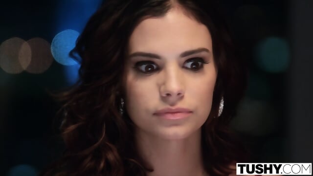 TUSHY Anal-crazy Violet Proves She's The Right Type Of Girl