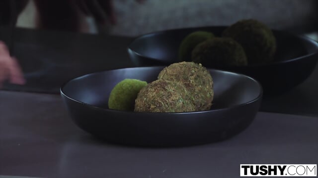 TUSHY Gorgeous Kira Noir Loves To Celebrate With Anal Sex