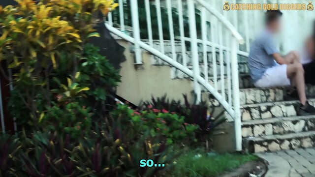 Sexy Curvy Girl Gets Into An Intense DP Threesome With A Famous Guy