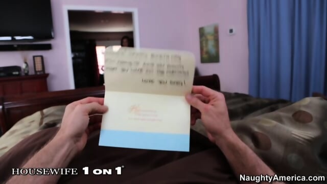 Wife Gia Grace Fucking In The Bed With Her Black Hair