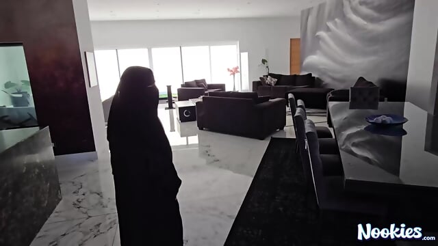 Sasha The Belly Dancer In Hijab Garb Hardcore Fuck Session At My House