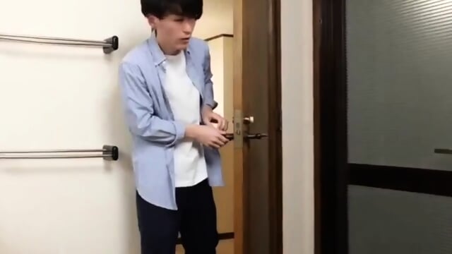 Main sama tante sendiri