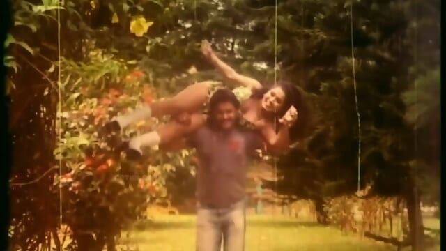 Bangladeshi actress Sohagi bangla Nude Song