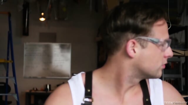 Mom Takes Charge - S8:E8