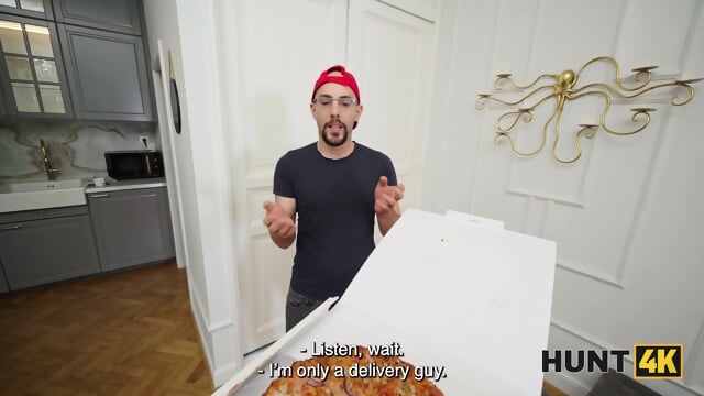HUNT4K. Pussy for Pizza