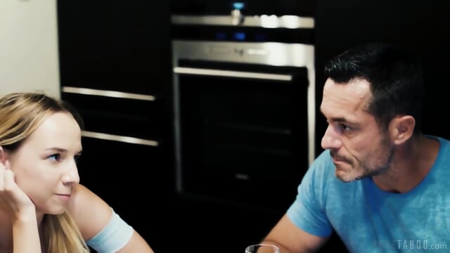 Gorgeous Asian Teenager Wants a Hot Creampie