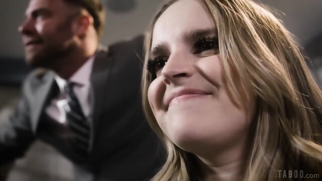 Thicc Blonde And Punk Brunette Compete In A Fucking Gameshow