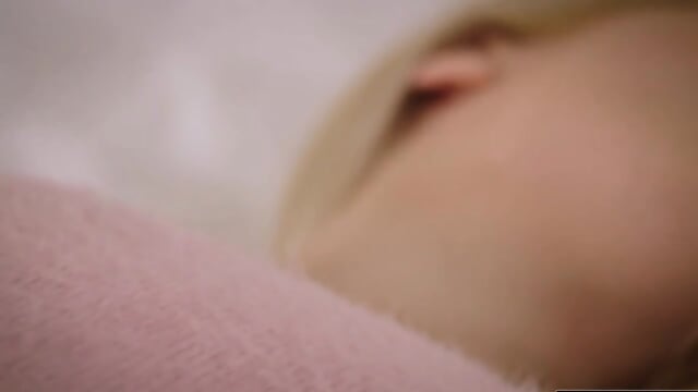 Teen Leah Gotti Loves Big Black Cock