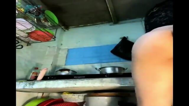 vietnamese girl ass on kitchen and favorite ass pic