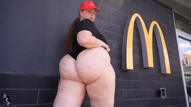 Fucked Hiring Manger For New Job Mia Dior