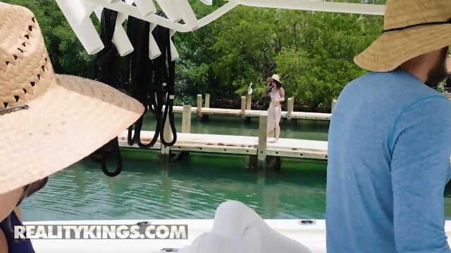REALITY KINGS - JMac Invites Valerica Steele On His Boat & Soon After He Slides His Big Rod Inside Her Wet Pussy