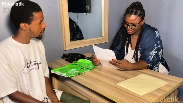 Xvideos_madame_la_pdg_voulait_avoir_un_avant-gout_de_mes_competences_bbc_dans_son_bureau_pour_me_trouver_un__HD.mp4