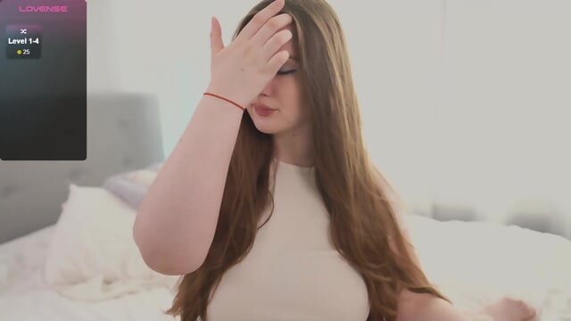 ettennayt_2024-09-04_14-22 boobs ass