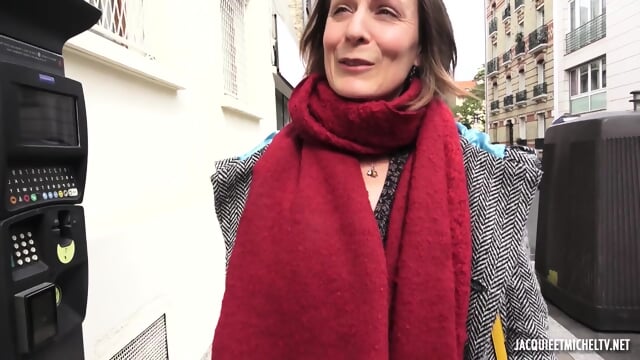 Laura - French Milf Laura Has Her Phat Bottom