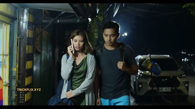 dance instructor who chooses Rey