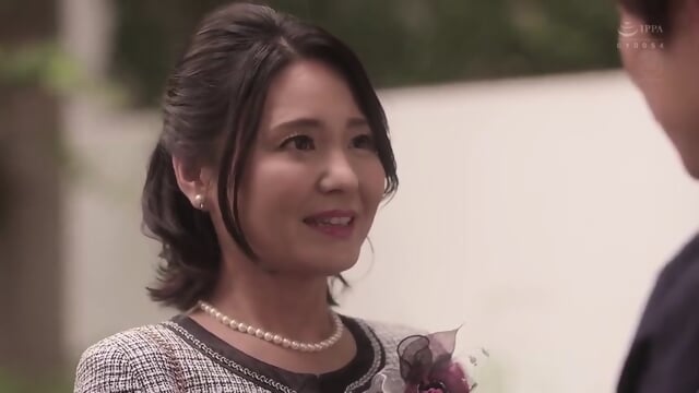 After The Graduation Ceremony â¦ Now That Youâre All Grown Up, As Your Stepmom, Iâd Like To Give You A Gift. A Madonna Label Exclusive, Beautiful Mature Woman Will Celebrate His Entry Into Manhood With A Sexy Sendoff. Maiko Ayase