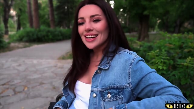 Blowjob In The Park LUNA ROULETTE Finish Blowjob Cum In Mouth