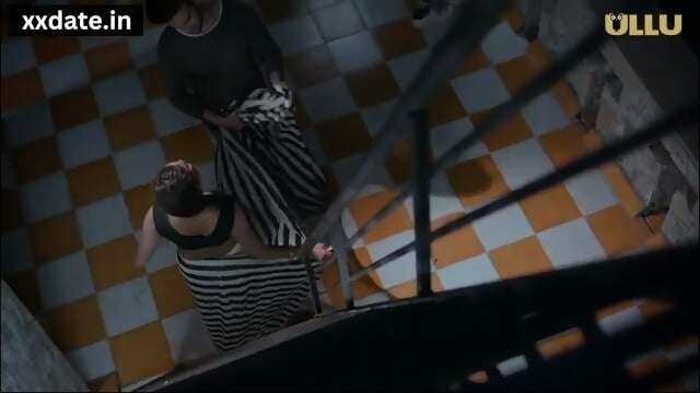 Desi Bhabhi Ke Bade Bade Boobs_