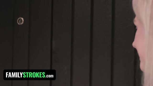 Cute Blonde Step Daughter Gets Hardcore Big Dick Down From Older Guy ~ Family Strokes