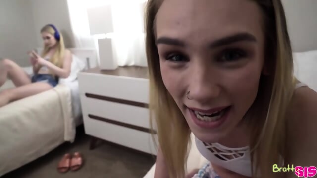 Emma Starletto, Natalie Knight - Step Sibling Valentines Day Club