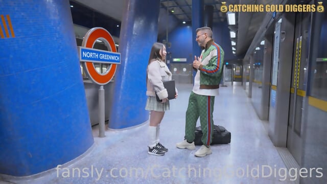 Cute Petite Asian Girl Gets Picked Up And Fucked Hard In London