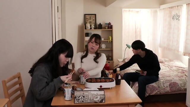 [NEW JAV] - I Was Jokingly Invited To Comfort Each Other With Sex By My Girlfriend's Older Sister Who Is A Married Woman And Has Big Tits. Tsukimi Iori