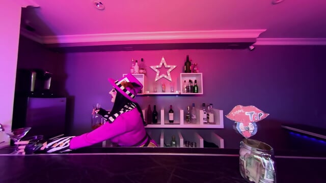 Angela White As Borderlands' Mad Moxxi Doesn't Want Another Husband, Just Crazy No Commitment Banging