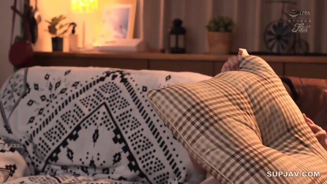 (RM) While My Girlfriend Was Away, I F****d My Innocent Big-breasted Sister