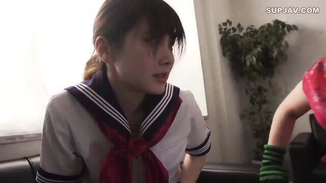 Kawakita Has Bad Mom Who Forces Her Daughter To Bad Things