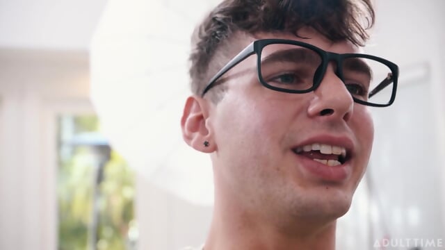 Adira Allure, Bunny Madison, Kai Jaxon, Madison Blaze, Jena Larose Reverse Gangbang