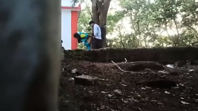 Desi lovers caught on camera viral video link - https://s.id/yq4pD