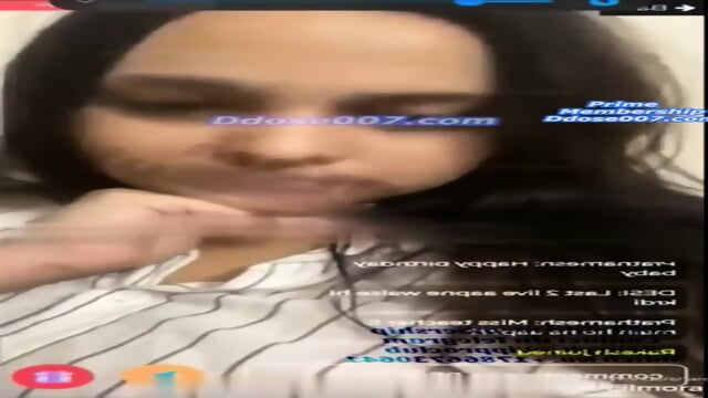 Famous webseries girl Aliyanaaz getting naked