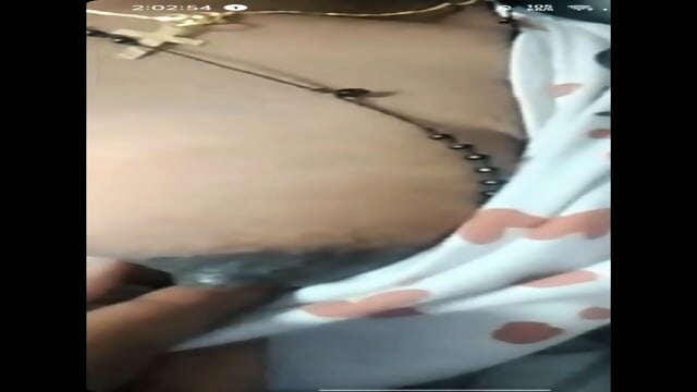 Mallu nurse UK boob show and pussy fucking