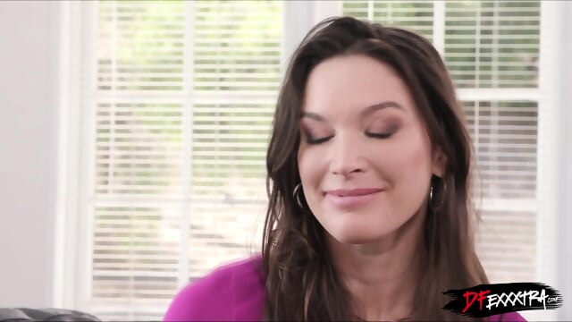 Fuck Yeah Katrina, Insane Deepthroat Action!