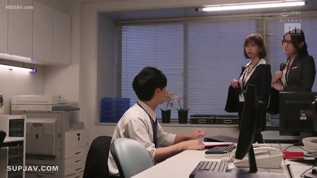 I Just Got Engaged And Whispered Into My Ear