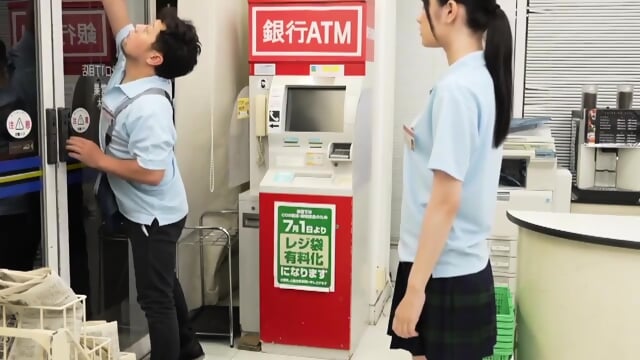 Power outage door lock confinement, estrus sexual harassment at a convenience store in the middle of the night, store manager's runaway sex, slow and slow piston frantic orgasm, Rena Miyashita