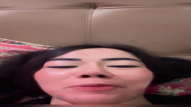 Tante putri Irawan si tobrut