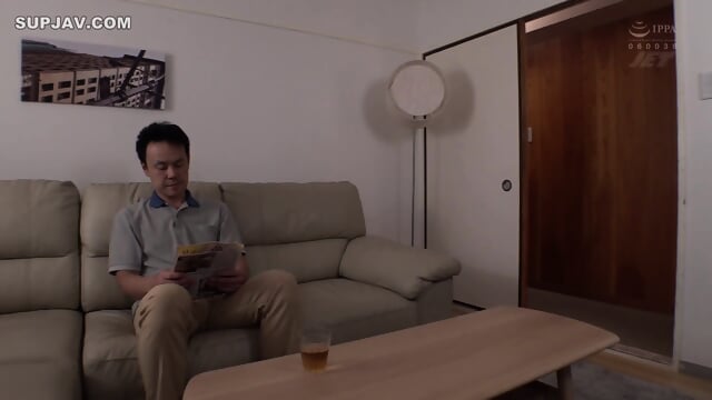 (RM) Married Female Teacher Immoral After School Big Cock She Knows It's Wrong But She's Made To Cum By Her Student's Big Dick