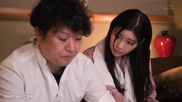 A beautiful wife who runs a vacation rental is provoked by a guest and has NTR sex. I got addicted to it and had sex for 3 nights and 4 days hiding from my husband Rei Kamiki