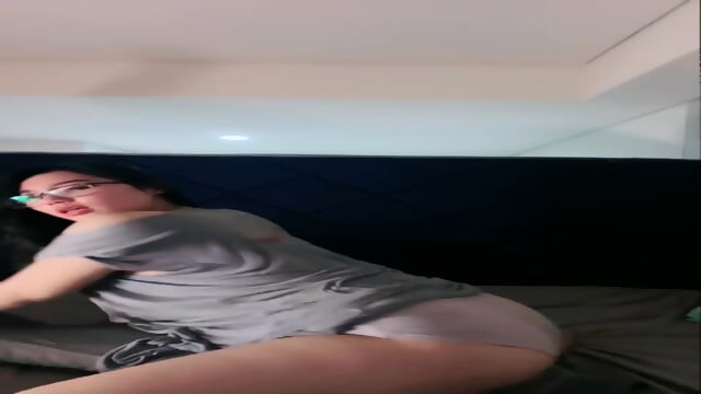 Julia lea live goyang colmek