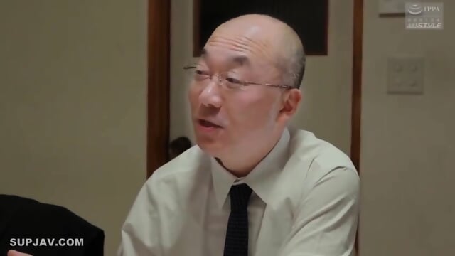 Sara Husband Loves Being Cukolded Too Much