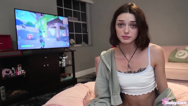 Shrooms Q - Distracting Big Stepbro From Gaming With My Tight Pussy