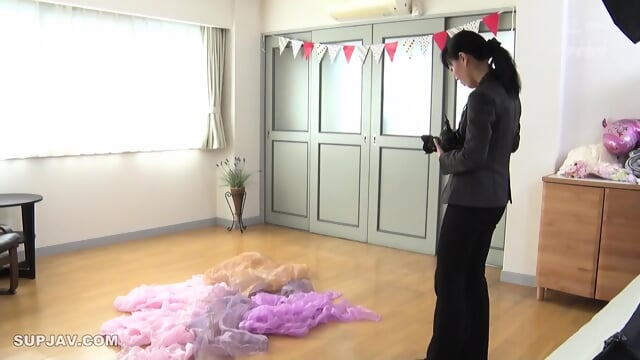 When A Horny Housewife Is Dripping Her Pussy Juices For The Thrill Of Another Man's Cock... When She Sees A Young Nude Model With A Dick Bigger Than Her Husband's