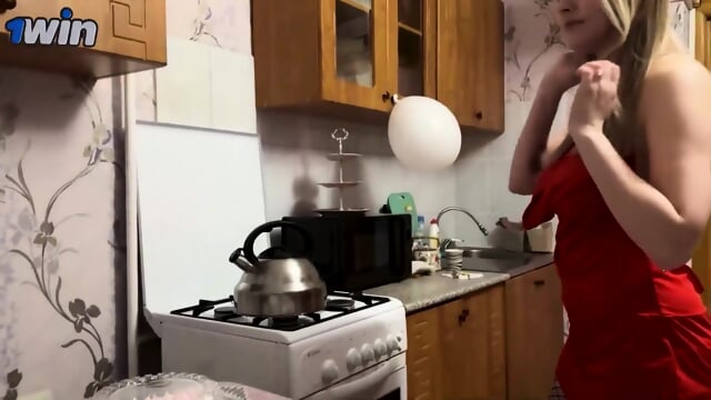 Visiting Your Pal's Mom For Tea Is Cute, But I  Fu - The Hottest XXX!