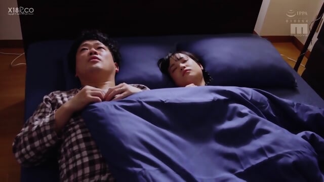 Tiny Teen Rara Kudou Sucks Off Stepdad In The Shower