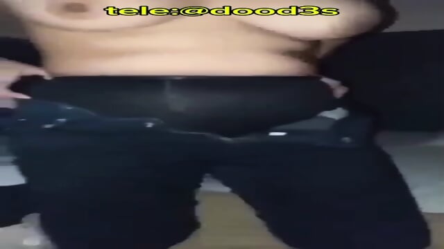 ABG toge montok merintih ke enakan di ewek sama om om