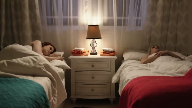 Attractive Bree Daniels, Kenna James Knows  Be Gentle Lesbos