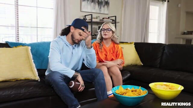 My BF Won't  Anal - Jill Taylor, Parker Ambrose