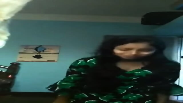 Bangla LIVEGIRLS Desi Gf Show Her Private Part