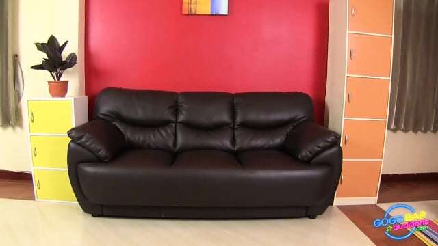 Thai Babe Shows Her Seductive Body On The Floor